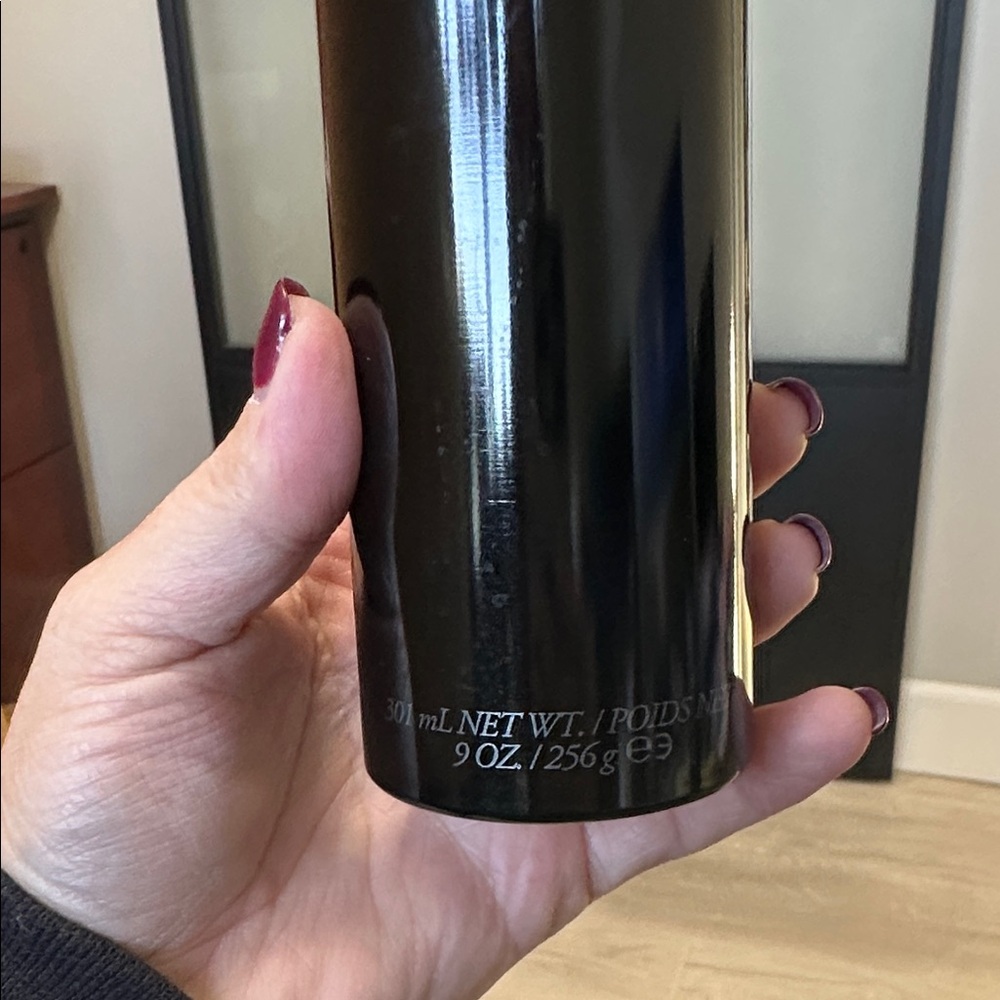 Oribe Supreme Black Hair Spray - Picture 3 of 3